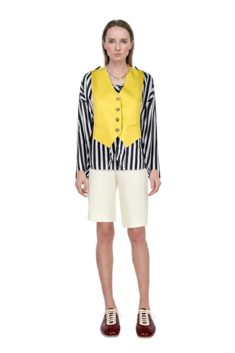 Outfit leren leather ballerina sneakers and pleat-detail tailored shorts