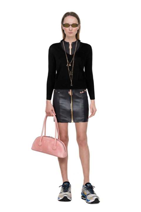 Outfit bessette leather tote bag and wave prophecy 1 sneakers