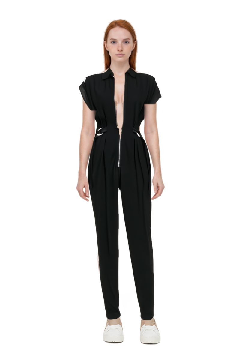 Outfit pinko jumpsuit and 23 sneakers