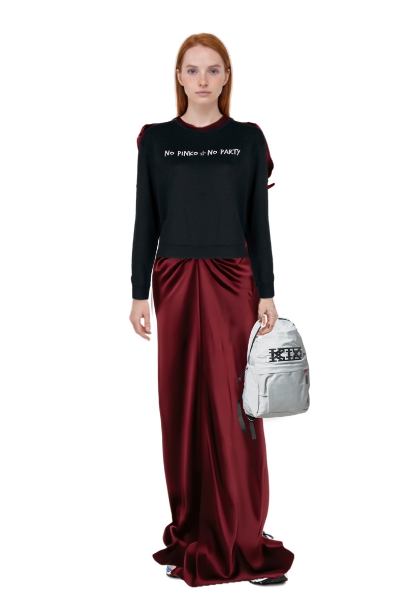 Outfit wave prophecy 1 sneakers and gathered maxi dress