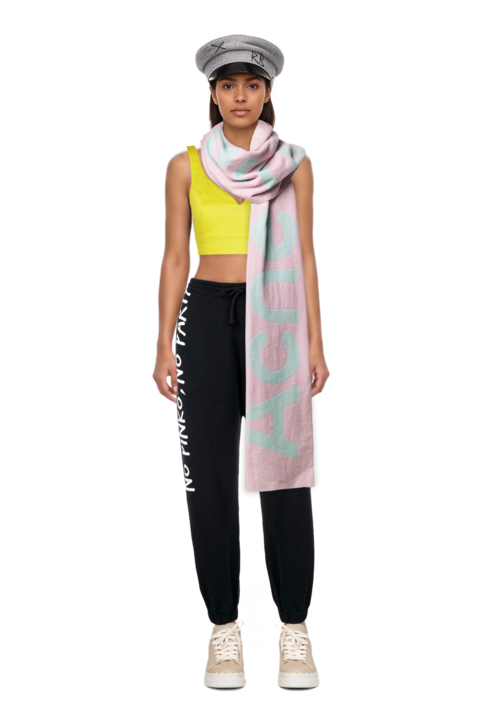 Outfit pinko joggers and pinko top