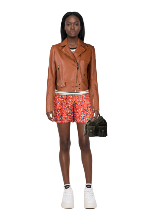Outfit pinko shorts and medium quilted re-nylon backpack with saffiano leather trim