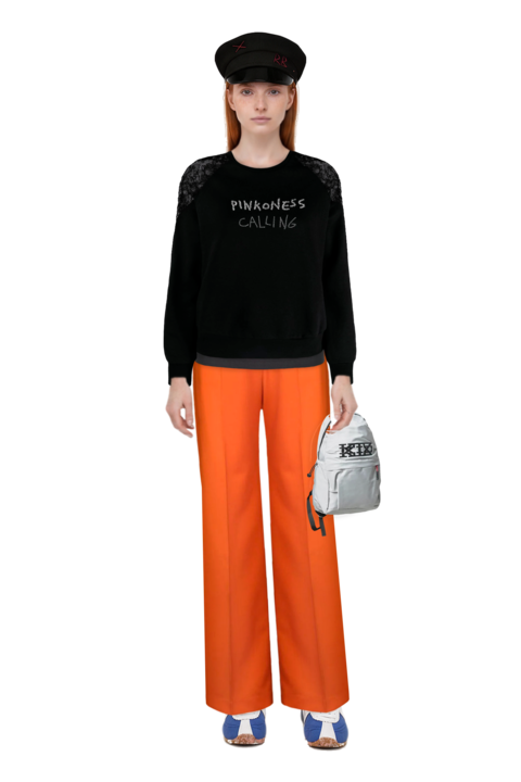 Outfit pinko sweatshirt and the 400 bleecker runner sneakers