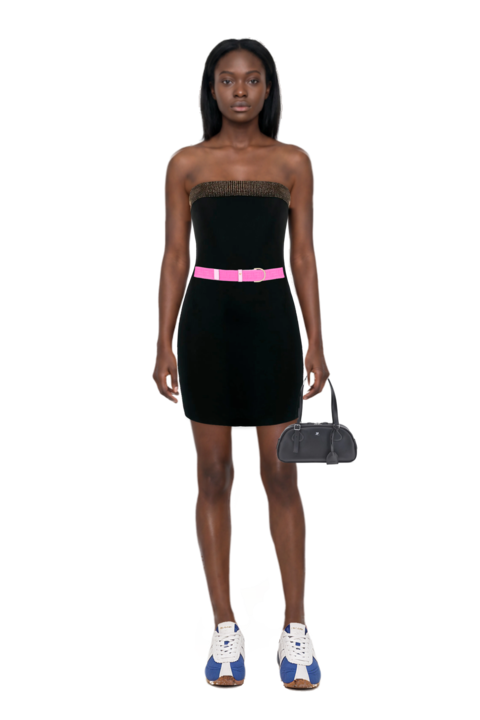 Outfit medium friday curved tote bag and the 400 bleecker runner sneakers