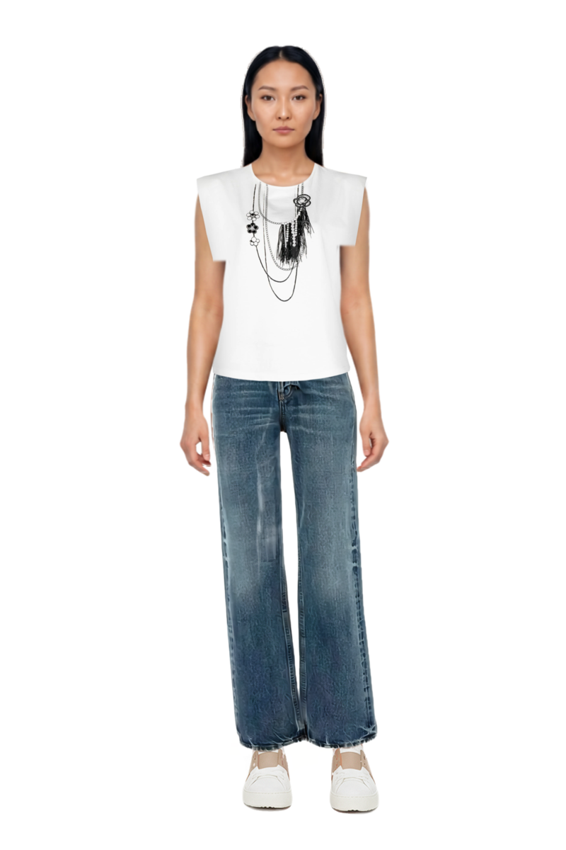 Outfit cotton jeans and pinko top