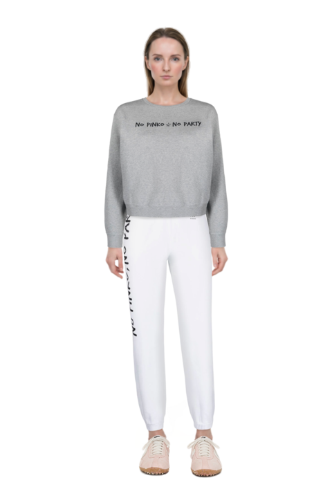 Outfit x jacquemus moon shoe sneakers and pinko sweatshirt