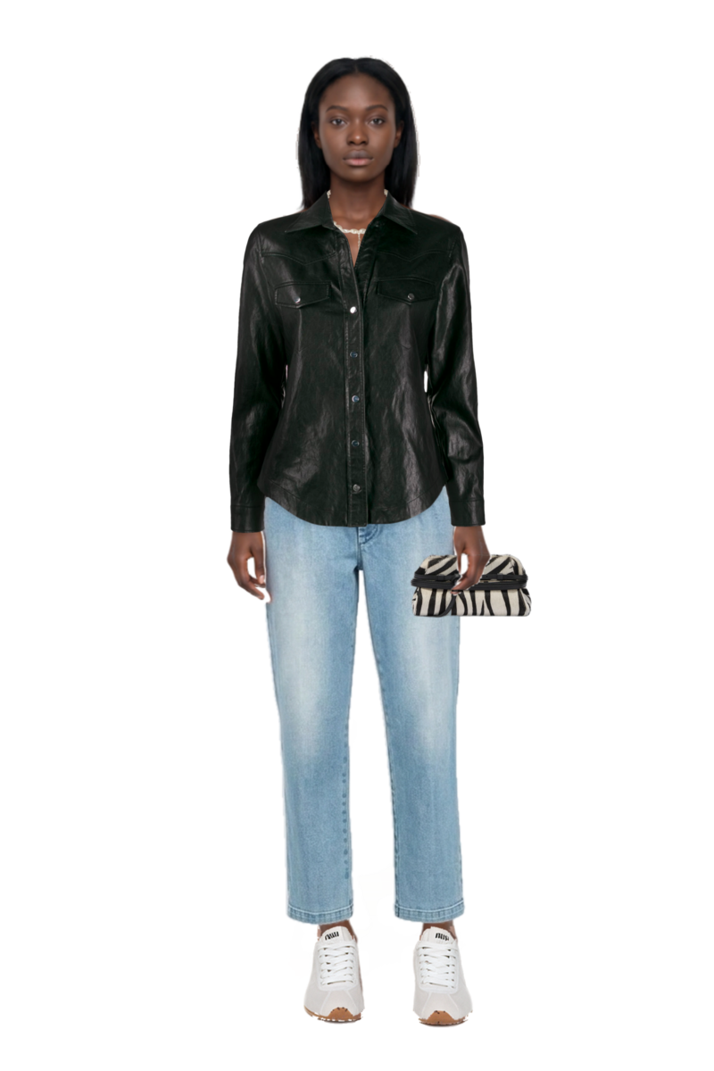 Outfit zebra-print leather clutch bag and plume mesh fabric sneakers