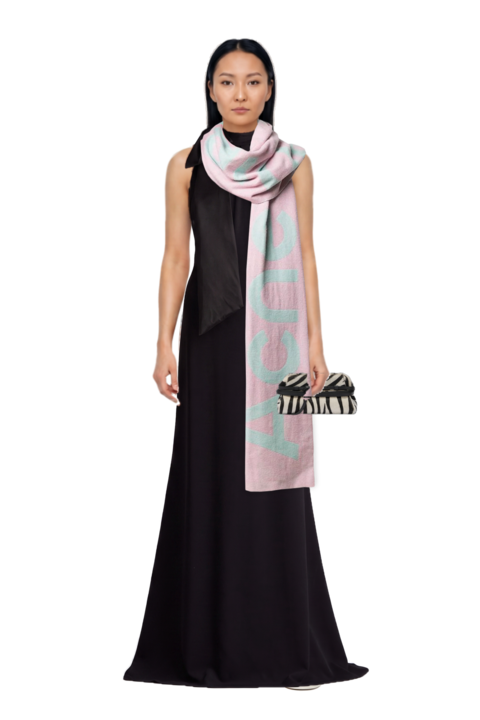 Outfit zebra-print leather clutch bag and sleeveless dress