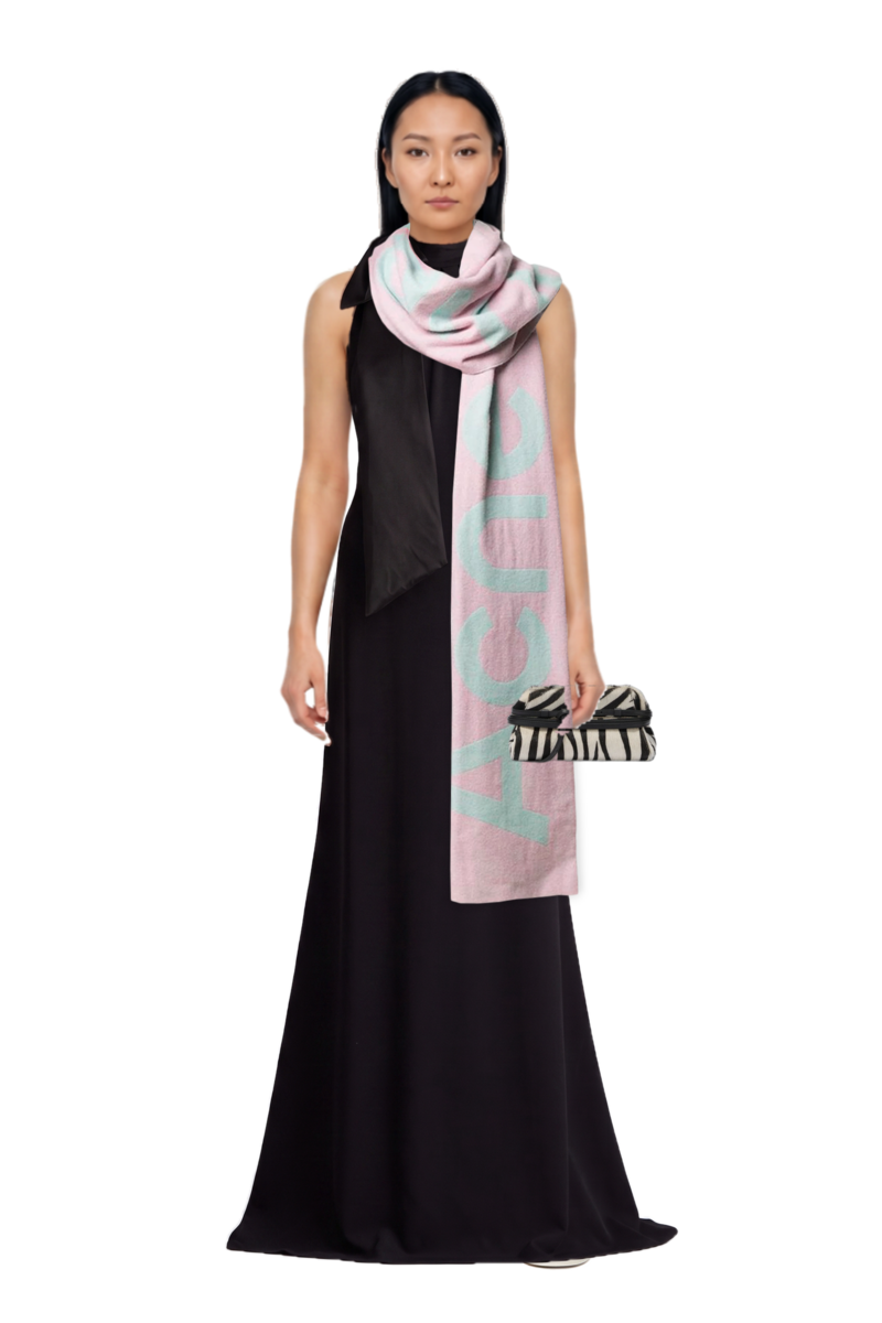 Outfit zebra-print leather clutch bag and sleeveless dress