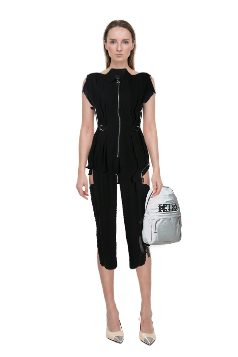 Outfit cassandre-plaque pumps and pinko jumpsuit