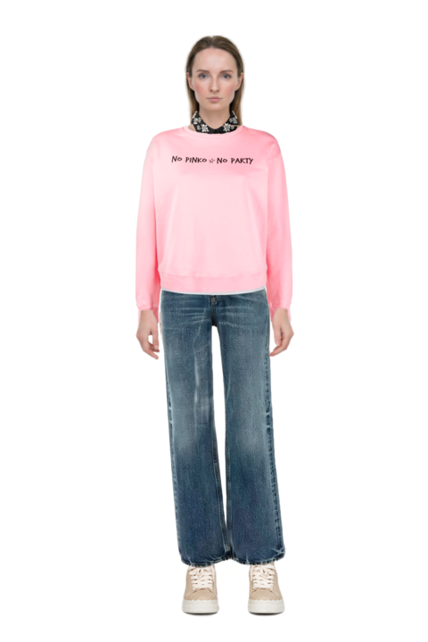 Outfit cotton jeans and pinko t-shirt