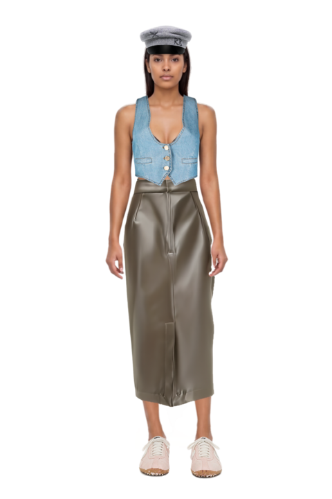 Outfit x jacquemus moon shoe sneakers and midi skirt