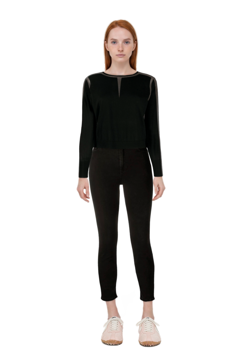 Outfit x jacquemus moon shoe sneakers and pinko sweater