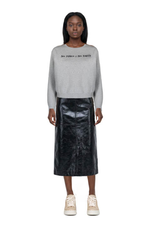 Outfit gwen leather midi skirt and pinko sweatshirt