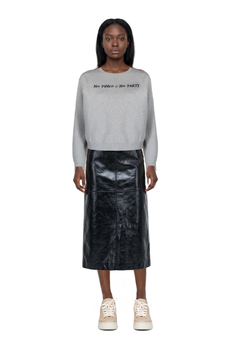 Outfit gwen leather midi skirt and pinko sweatshirt