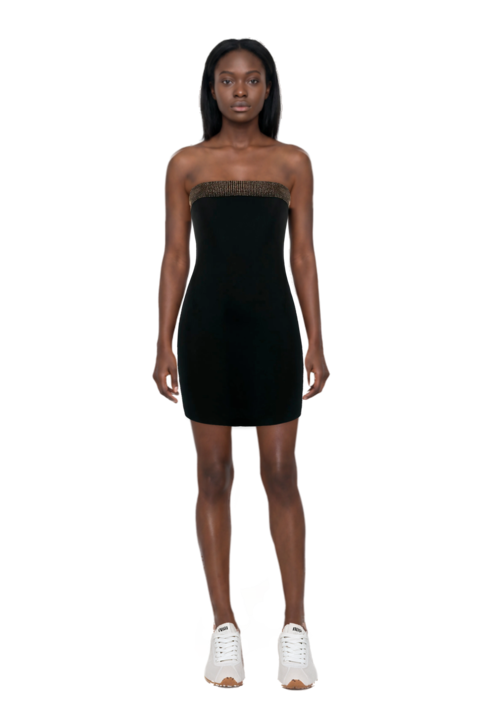 Outfit plume mesh fabric sneakers and pinko dress