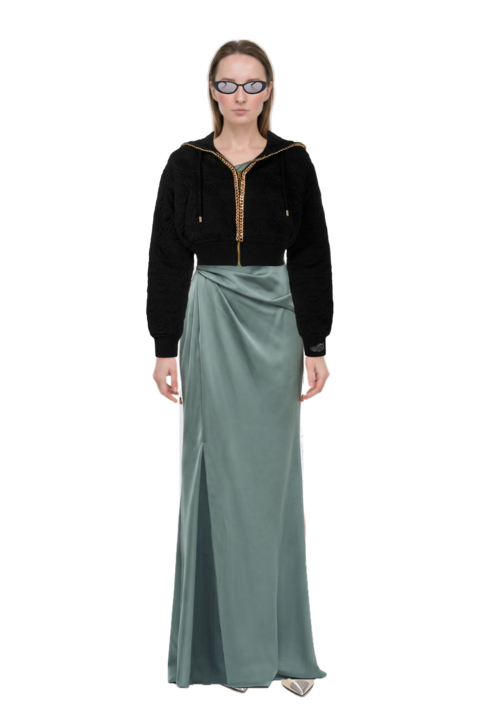 Outfit cassandre-plaque pumps and cat-eye sunglasses