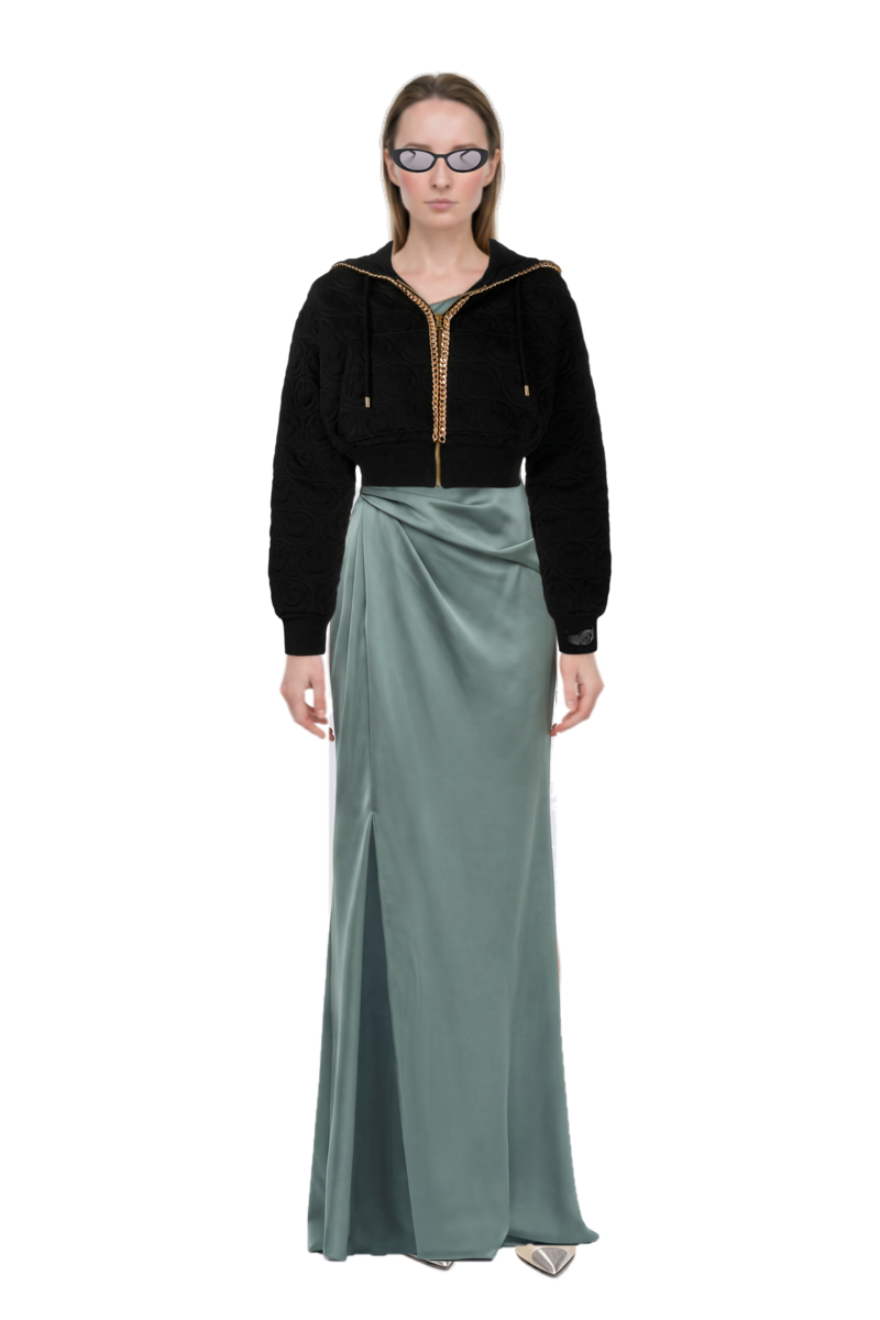 Outfit cassandre-plaque pumps and cat-eye sunglasses