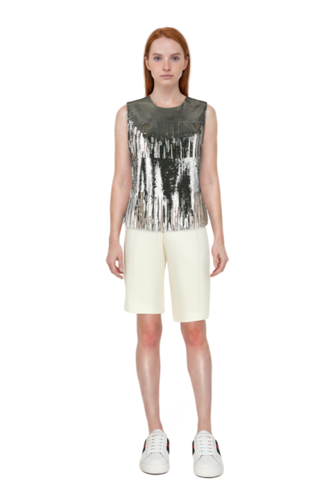 Outfit pleat-detail tailored shorts and pinko top