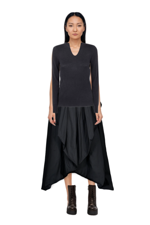 Outfit crew-neck cashmere sweater  and pinko dress