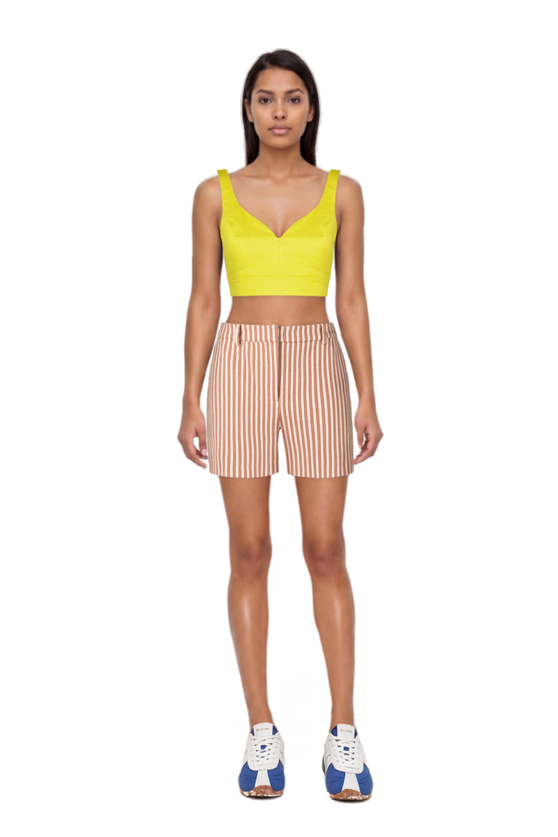 Outfit the 400 bleecker runner sneakers and pinko shorts