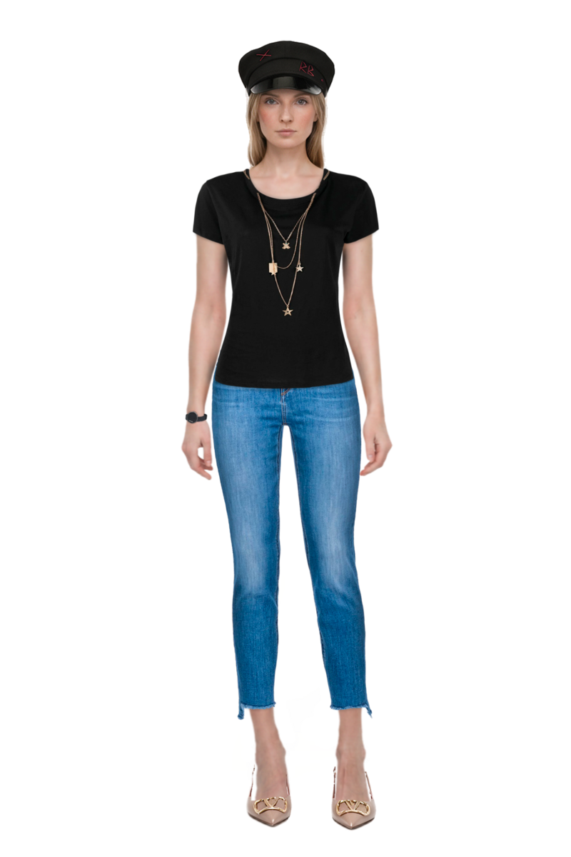 Outfit pinko t-shirt and vlogo signature slingback pumps
