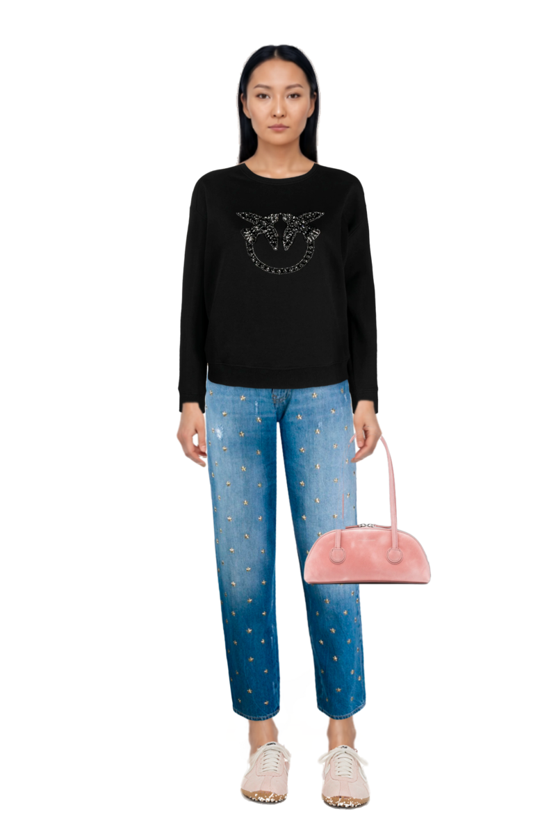 Outfit bessette leather tote bag and x jacquemus moon shoe sneakers