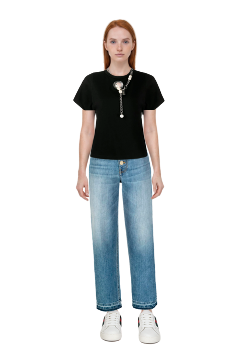 Outfit pinko t-shirt and pinko jeans
