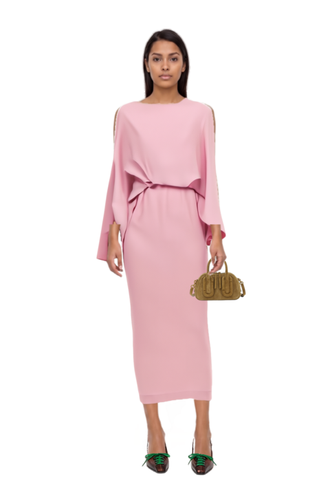 Outfit eolia cape-sleeve maxi dress and babe top-handle in suede
