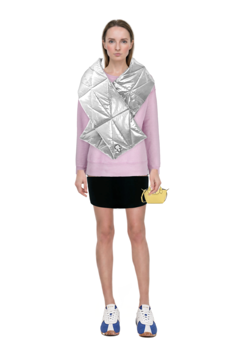 Outfit the 400 bleecker runner sneakers and le pliage xtra xs handbag