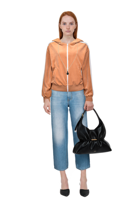 Outfit sphynx medium bag in smooth leather and drop-pendant necklace