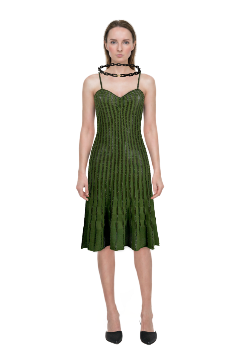 Outfit le cœur pointed-toe mules and charm chain choker necklace