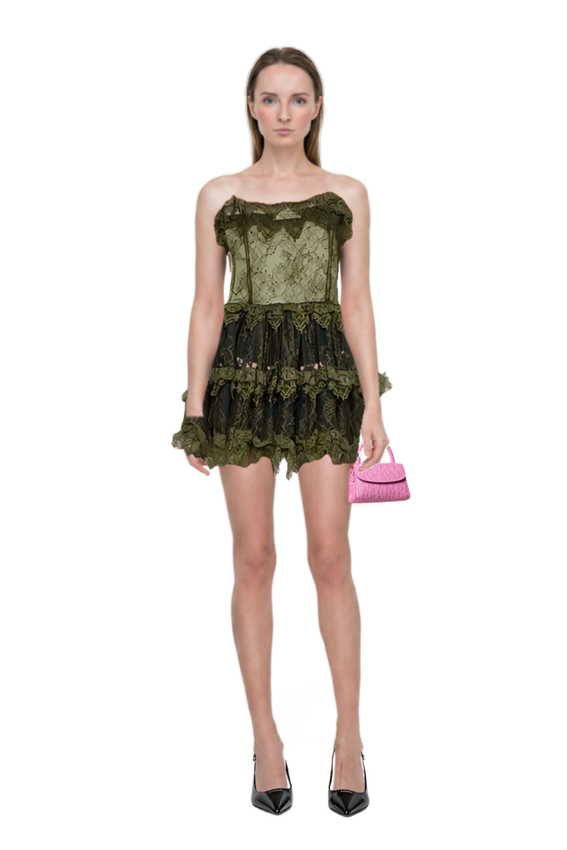 Outfit decollete slingback pointed-toe pumps and ruffled mini dress