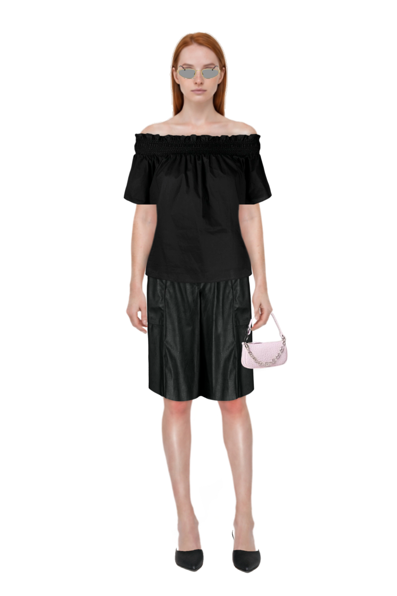 Outfit le cœur pointed-toe mules and oval-frame sunglasses