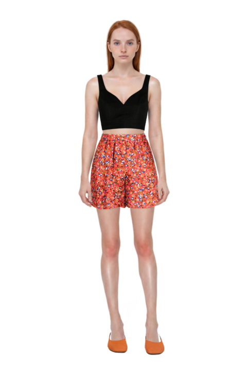 Outfit pinko shorts and pinko top
