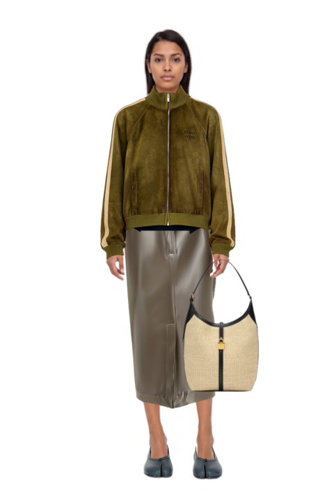 Outfit waxed suede jacket and siena raffia tote bag