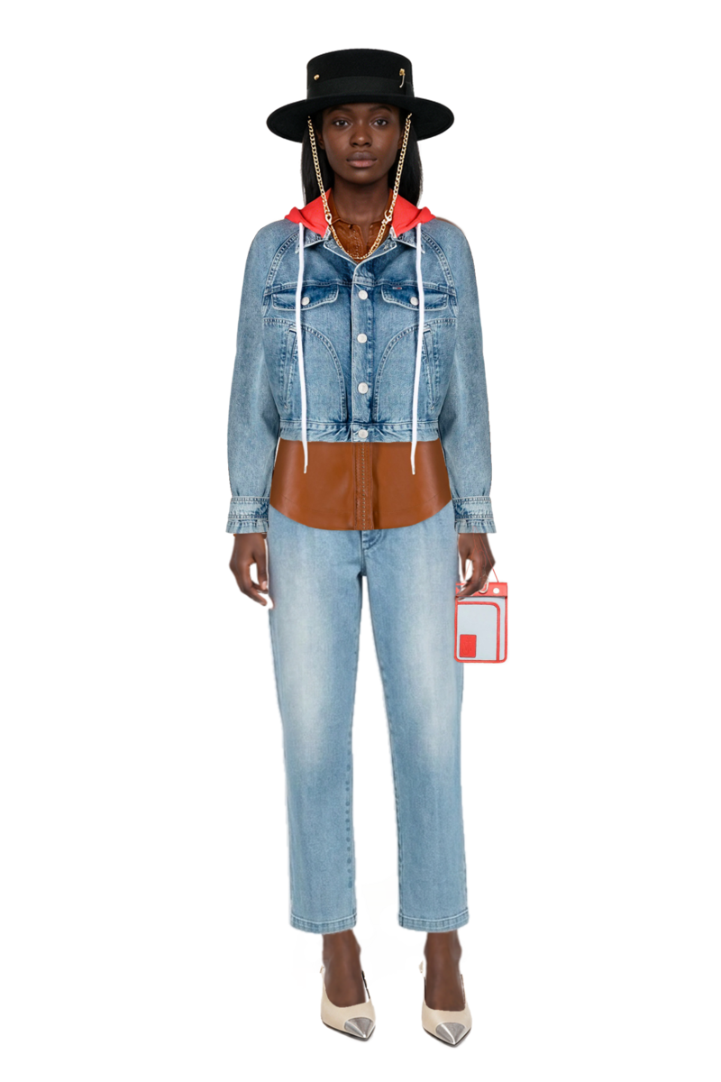 Outfit pinko shirt and cassandre-plaque pumps