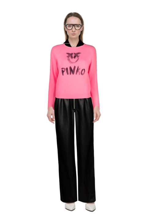 Outfit acetate geometric sunglasses and fame leather pumps