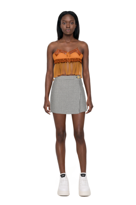 Outfit lace-trim blouse and pinko skirt