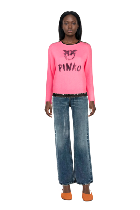 Outfit cotton jeans and pinko top
