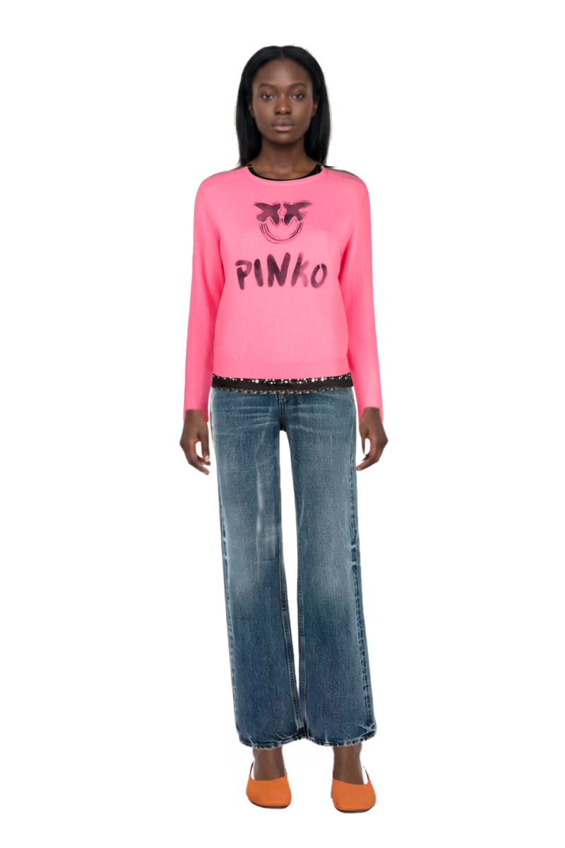 Outfit cotton jeans and pinko top