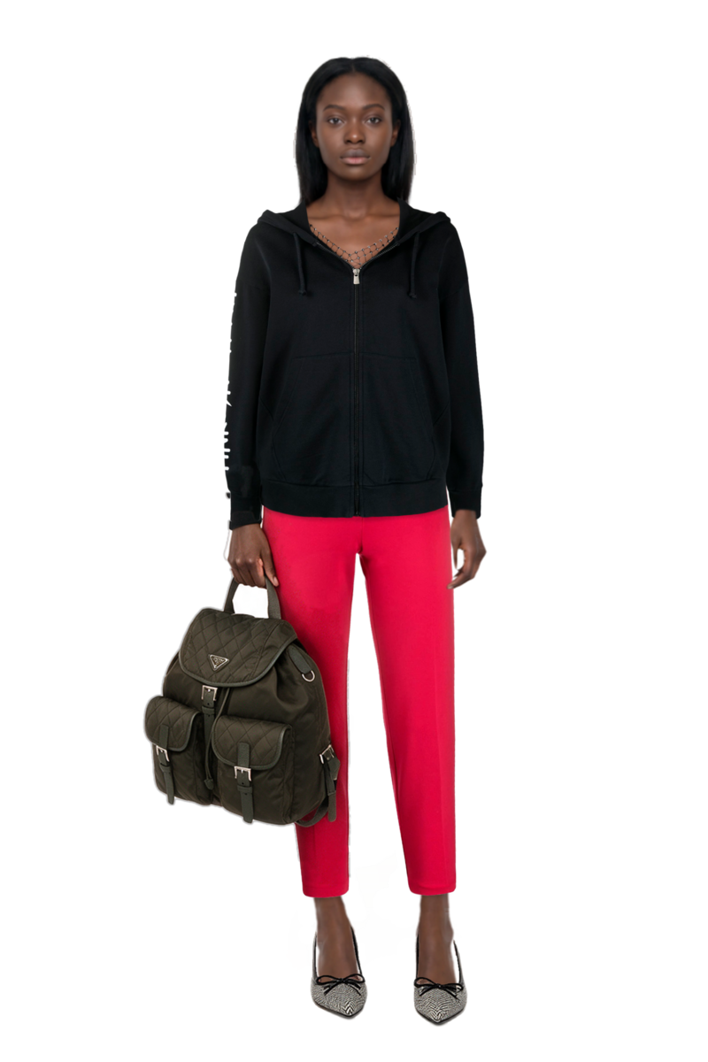 Outfit scarlett 50 pumps and medium quilted re-nylon backpack with saffiano leather trim